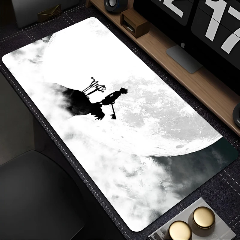 أبيض وأسود أنيمي سطح المكتب حص - مراجعة Tech Desktop Accessories وسعره